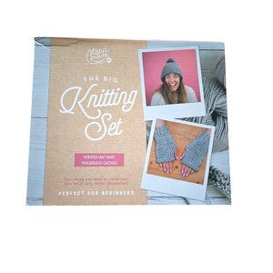 Hand Made The Big Knitting‎ Set (Winter Hat & Fingerless Gloves)